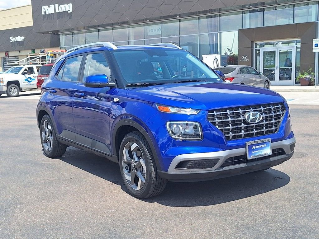 New 2024 Hyundai Venue SEL