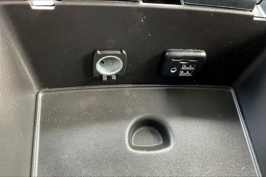 Used 2015 GMC Sierra 1500 SLE w/ Carbon-20 Edition image 25