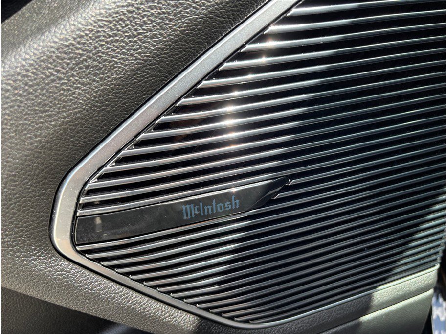 Used 2023 Jeep Grand Cherokee Overland image 28