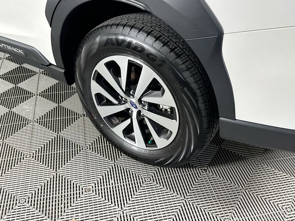 Certified 2025 Subaru Outback Premium w/ Popular Package #1A image 38