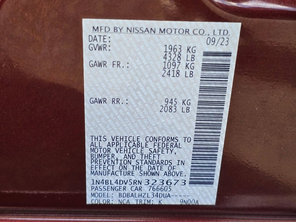 Used 2024 Nissan Altima 2.5 SV FWD image 31
