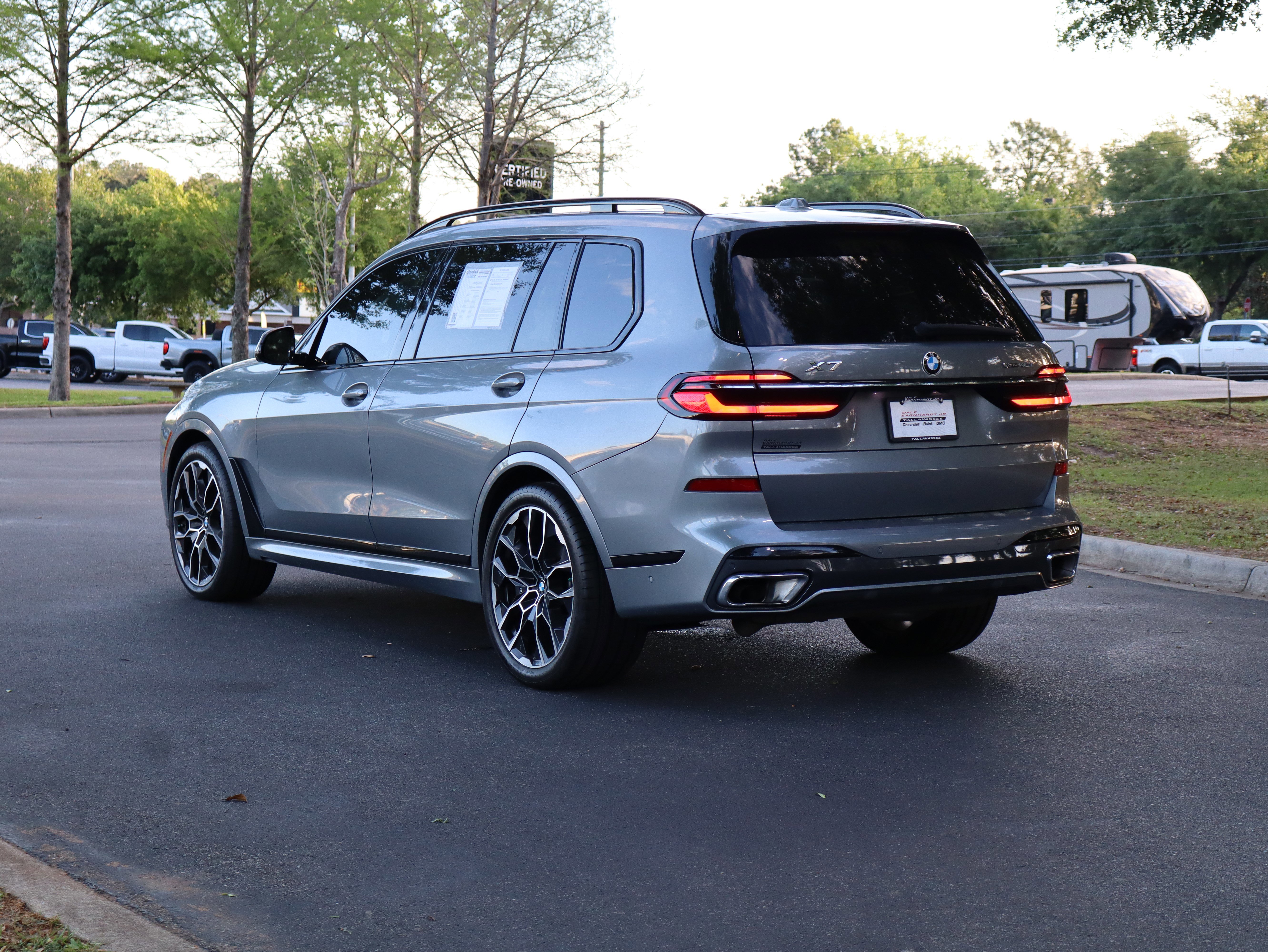 Used 2023 BMW X7 xDrive40i w/ Executive Package AWD/4WD image 7