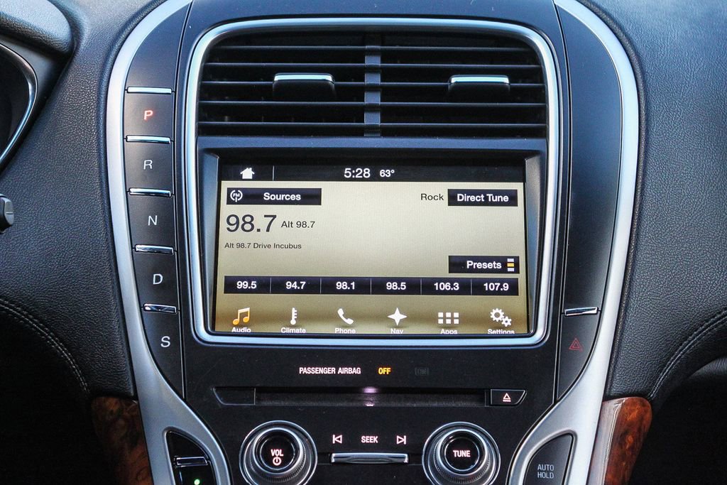 Used 2016 Lincoln MKX Select w/ Select Plus Package image 17