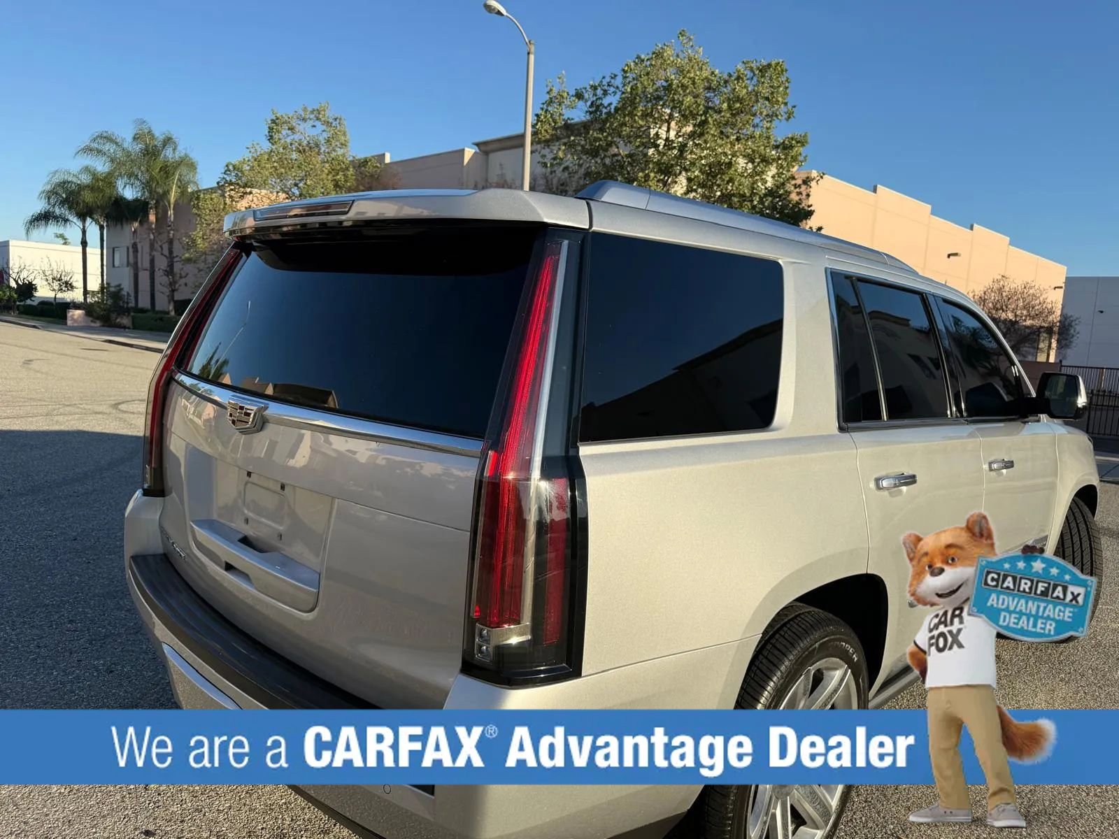 Used 2016 Cadillac Escalade Premium RWD image 6