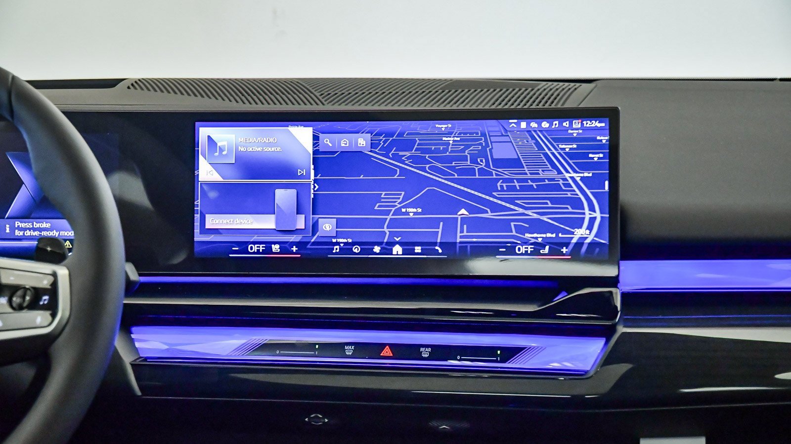 New 2026 BMW 550e xDrive w/ Executive Package image 15