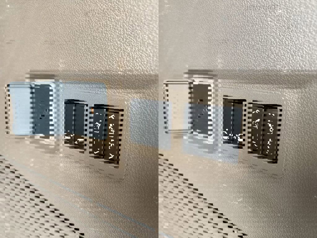 Certified 2021 GMC Yukon Denali image 38