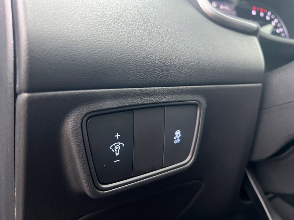 Certified 2024 Hyundai Tucson SE image 22