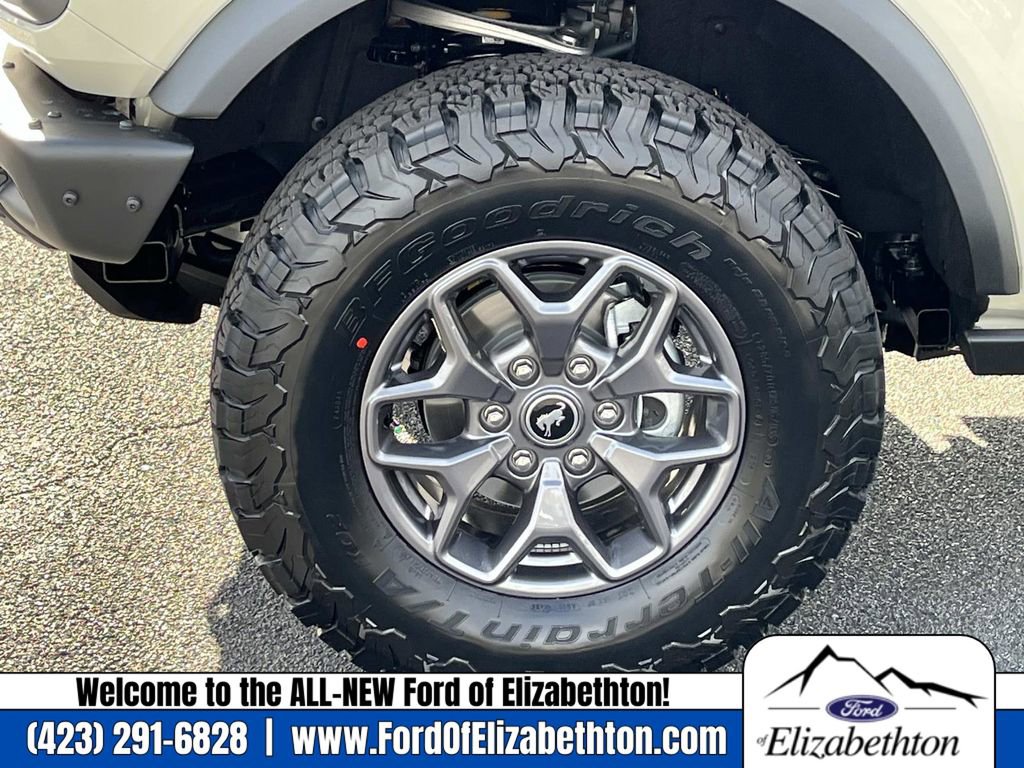 New 2025 Ford Bronco Badlands image 11