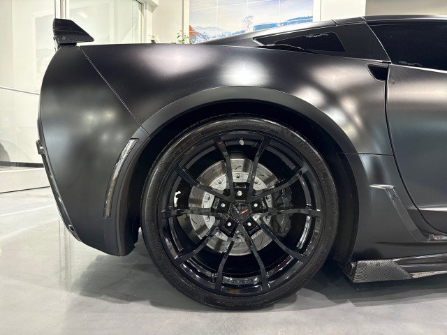 Used 2017 Chevrolet Corvette Grand Sport w/ Carbon Flash Badge Package RWD image 84