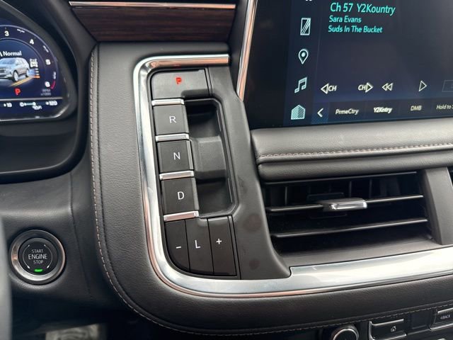 Used 2024 Chevrolet Suburban High Country w/ Advanced Technology Package image 28