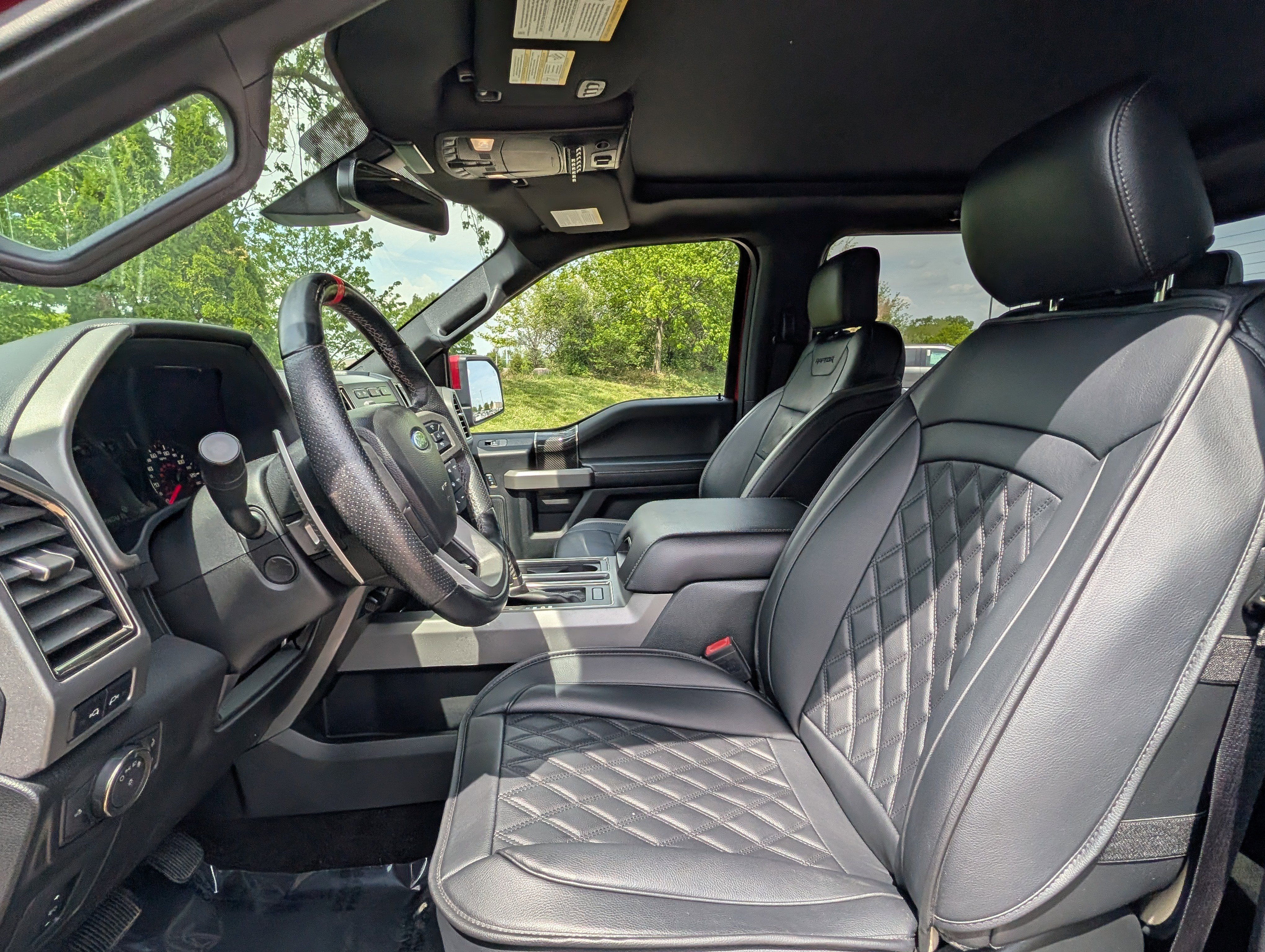 Used 2018 Ford F150 Raptor w/ Equipment Group 802A Luxury AWD/4WD image 11