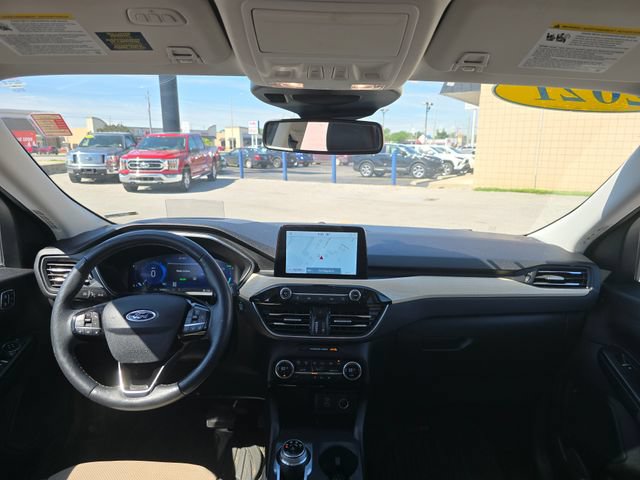 Used 2021 Ford Escape Titanium w/ Titanium Elite Package AWD/4WD image 15