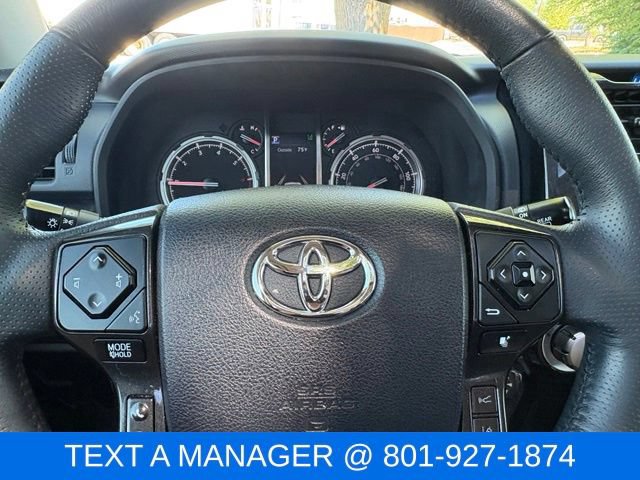 Used 2020 Toyota 4Runner TRD Off-Road Premium w/ Moonroof Package AWD/4WD image 24