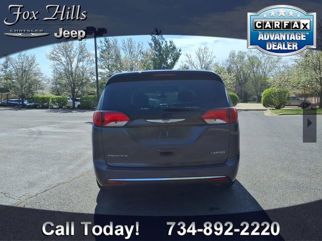 Used 2019 Chrysler Pacifica Limited FWD image 7