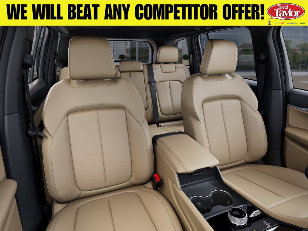 New 2026 Jeep Grand Cherokee Limited w/ Trailer Tow Package AWD/4WD image 17