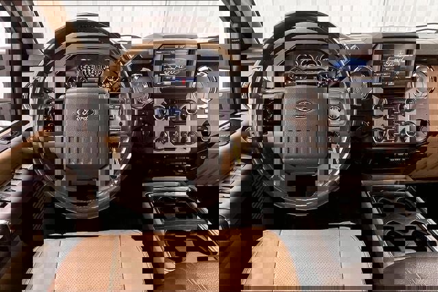 Used 2016 Ford F250 Lariat w/ Chrome Package image 5