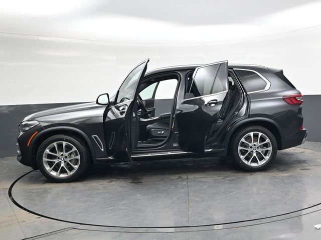 Used 2021 BMW X5 xDrive40i w/ Premium Package 2 image 36