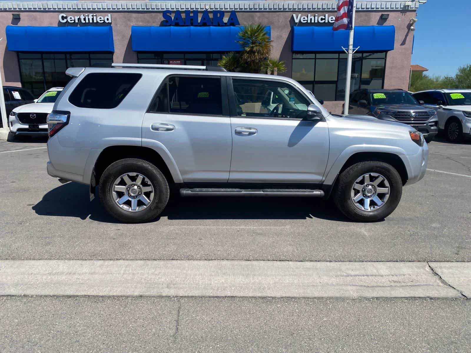 Used 2015 Toyota 4Runner Trail Premium AWD/4WD image 4
