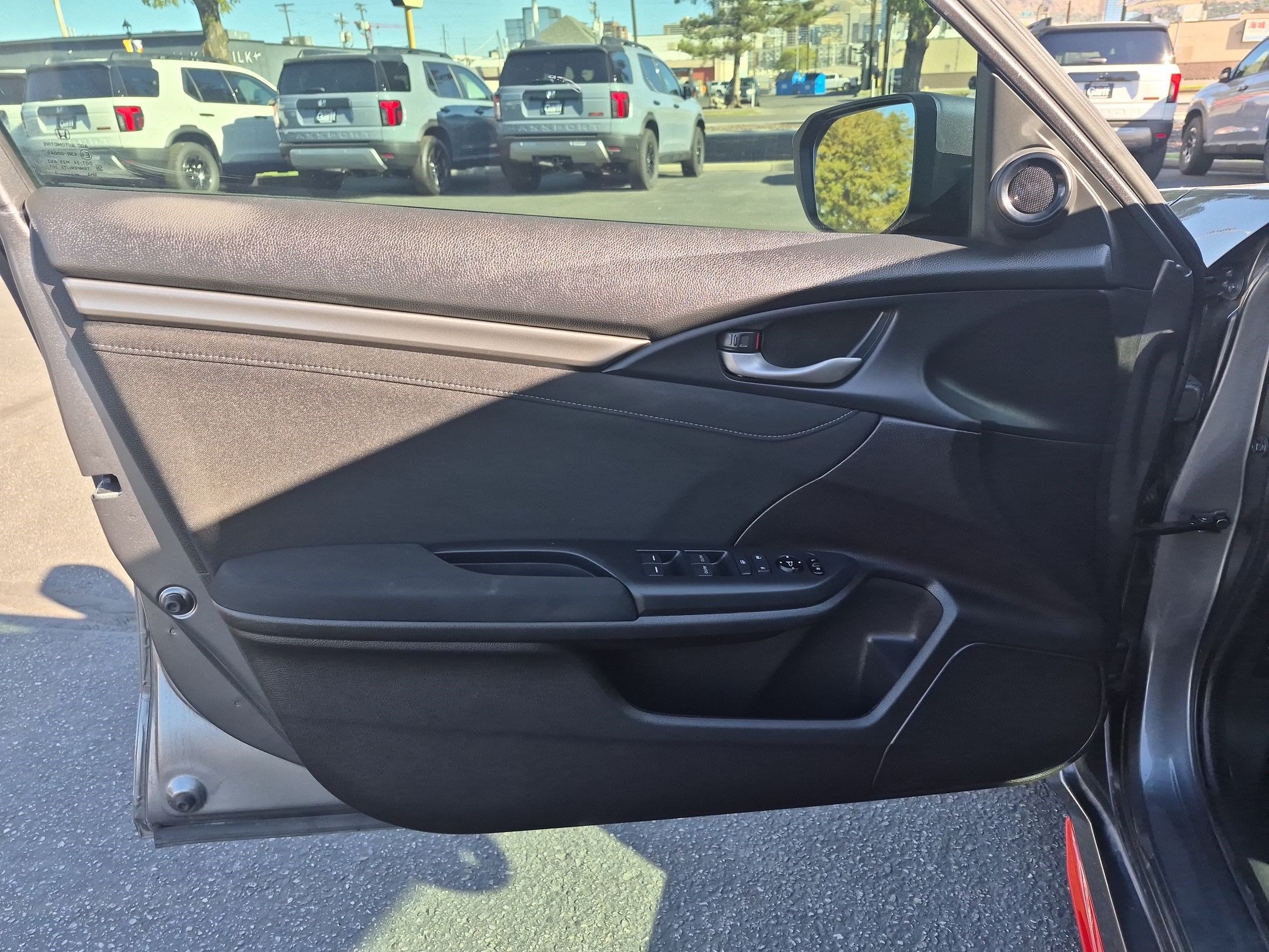 Used 2020 Honda Civic EX image 14