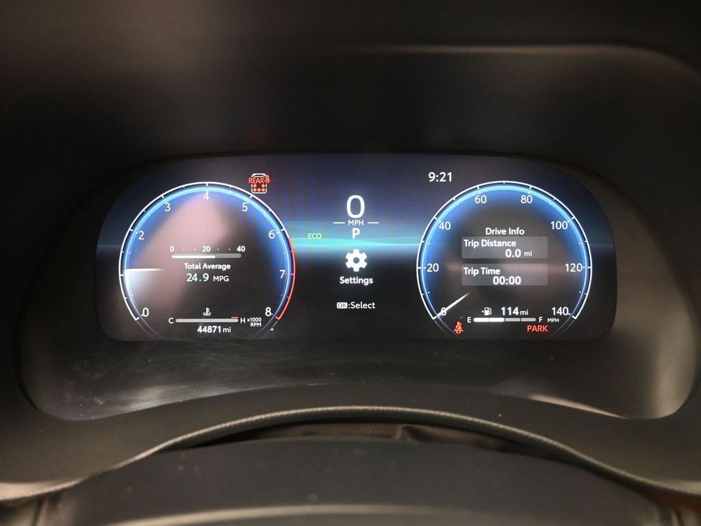 Used 2024 Toyota Highlander Platinum FWD image 10