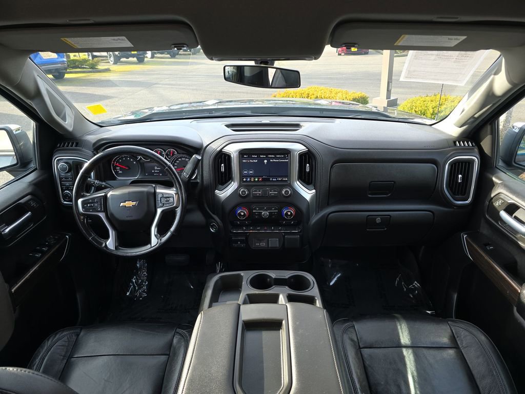 Certified 2020 Chevrolet Silverado 1500 LT w/ True North Edition image 22