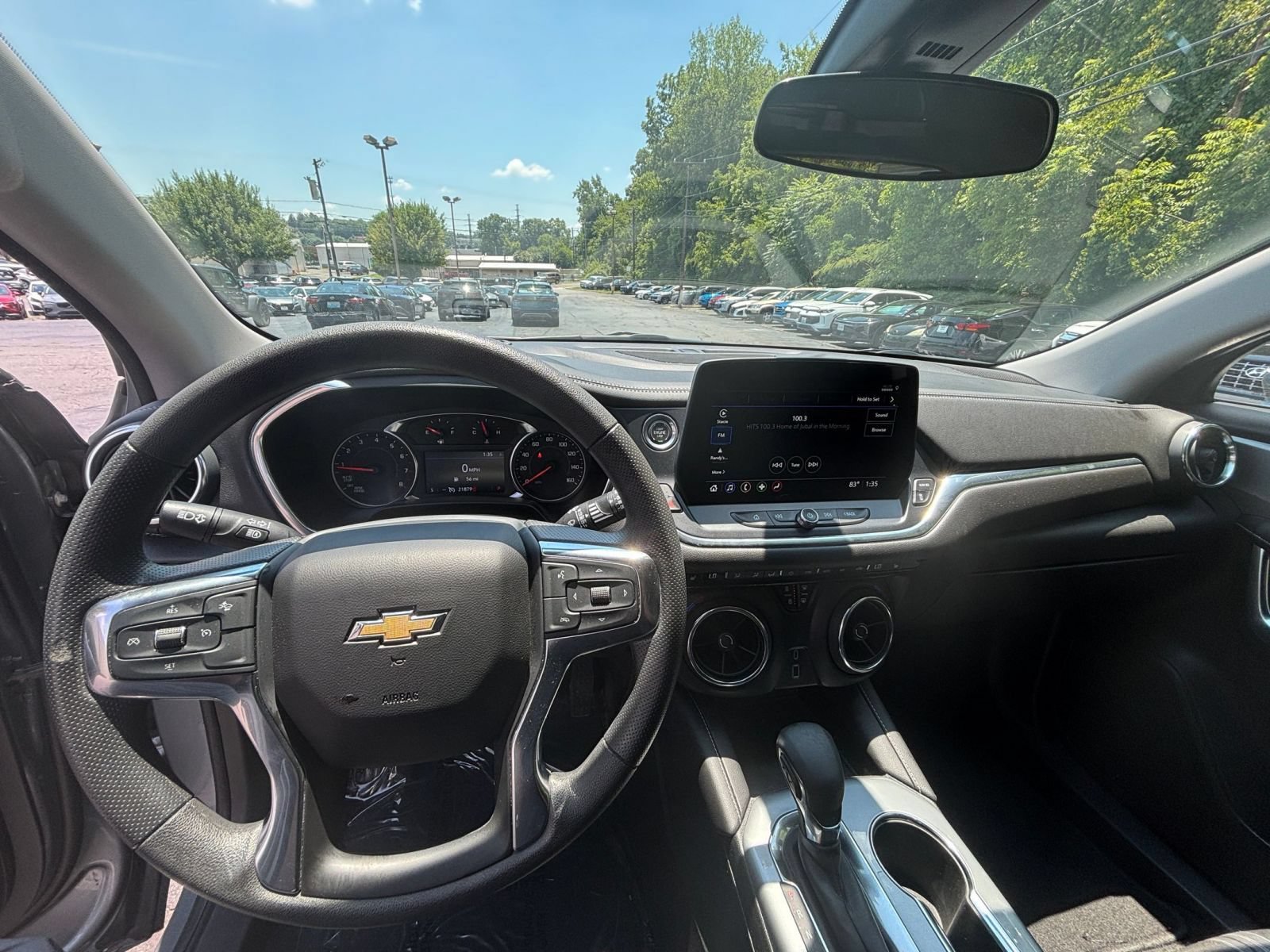 Used 2025 Chevrolet Blazer LT FWD image 30