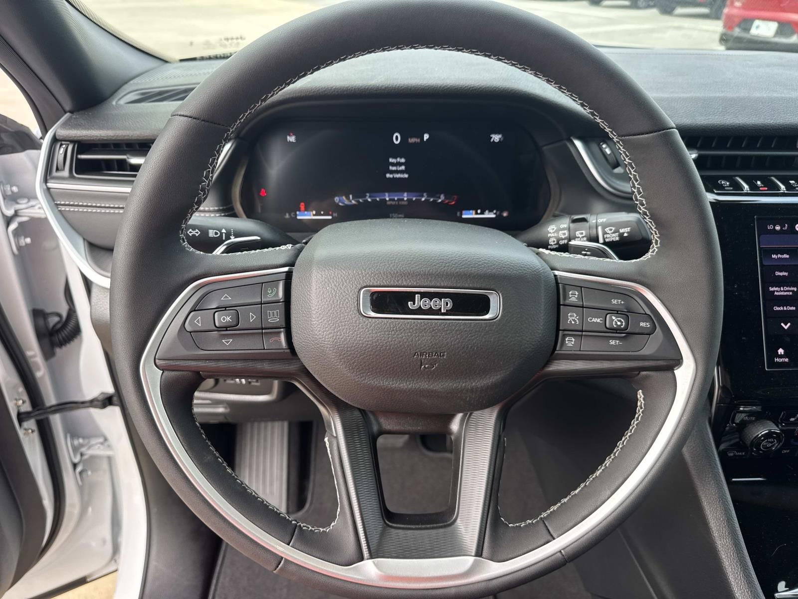 New 2026 Jeep Grand Cherokee L Laredo image 21