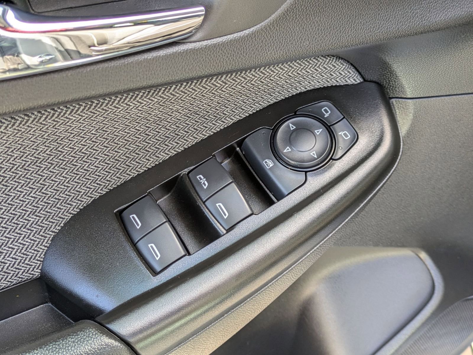 Used 2023 Chevrolet TrailBlazer LS FWD image 11