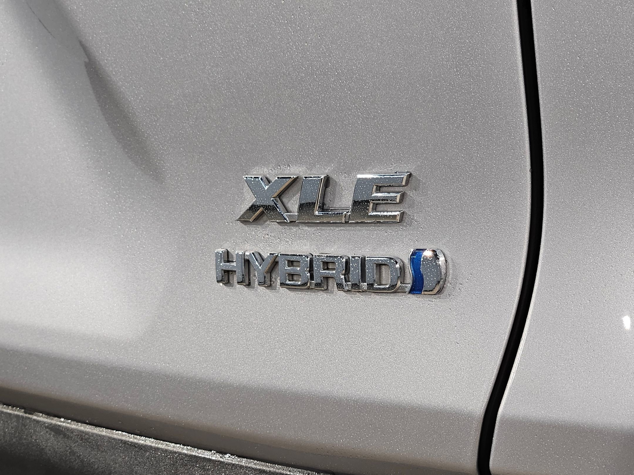 Used 2020 Toyota RAV4 XLE w/ Convenience Package image 38