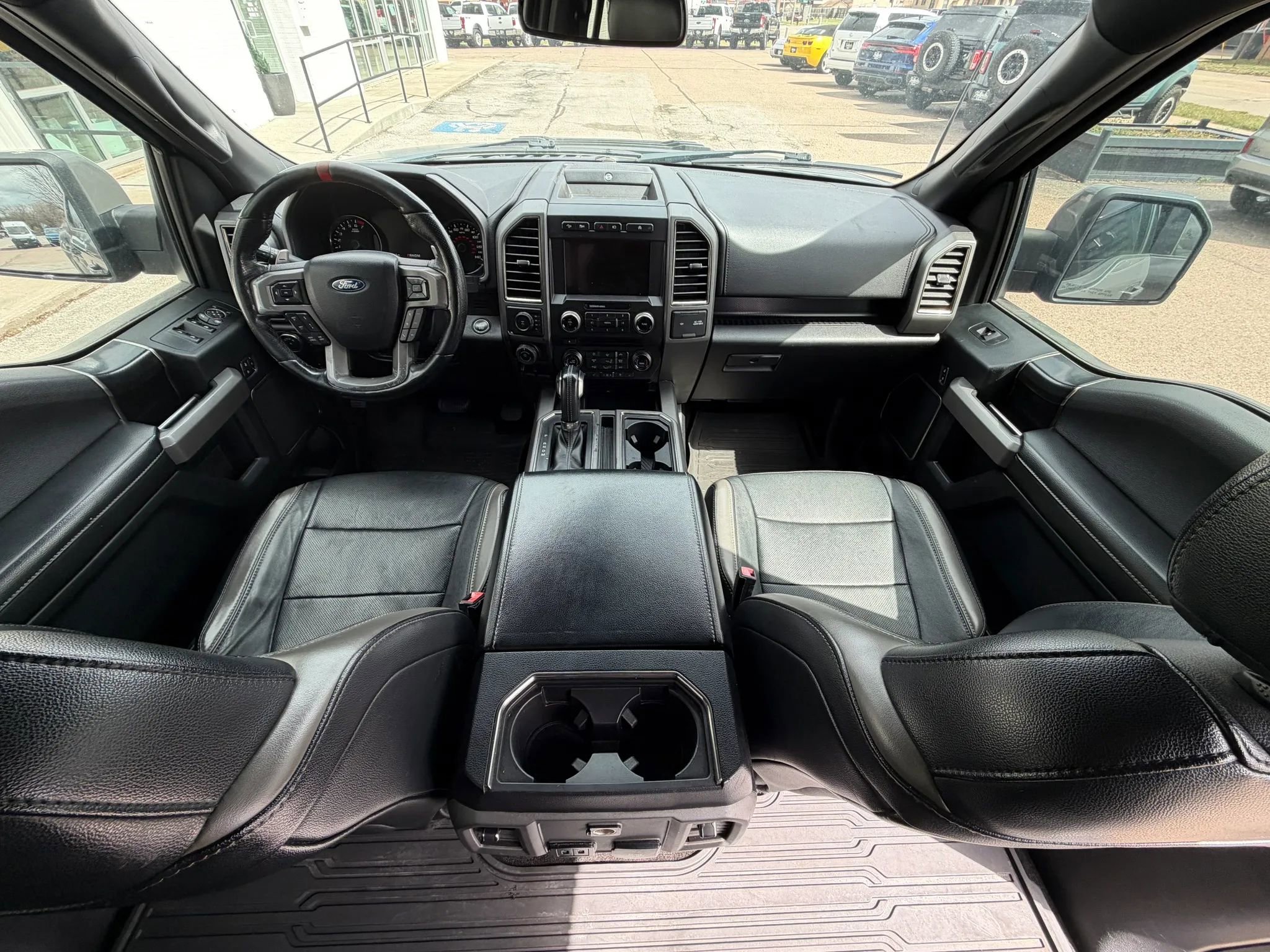 Used 2018 Ford F150 Raptor w/ Equipment Group 802A Luxury image 10