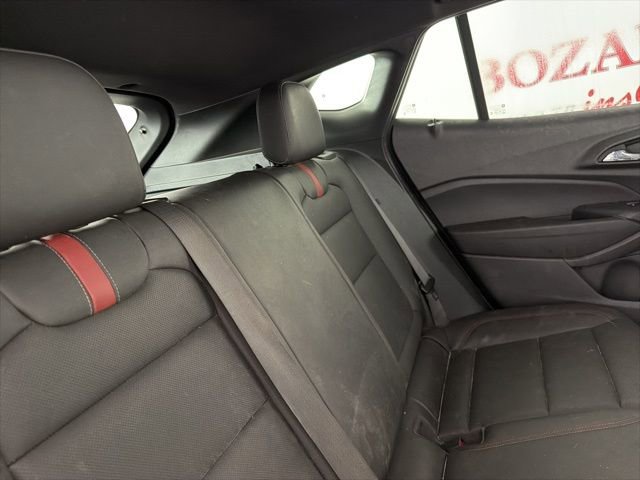 Used 2024 Chevrolet Trax RS w/ Driver Confidence Package FWD image 18