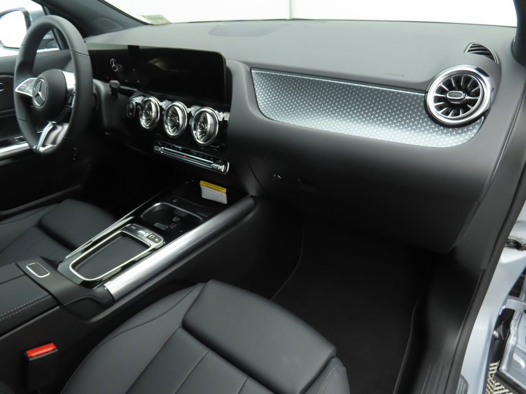 Used 2026 Mercedes-Benz GLA 250 image 17