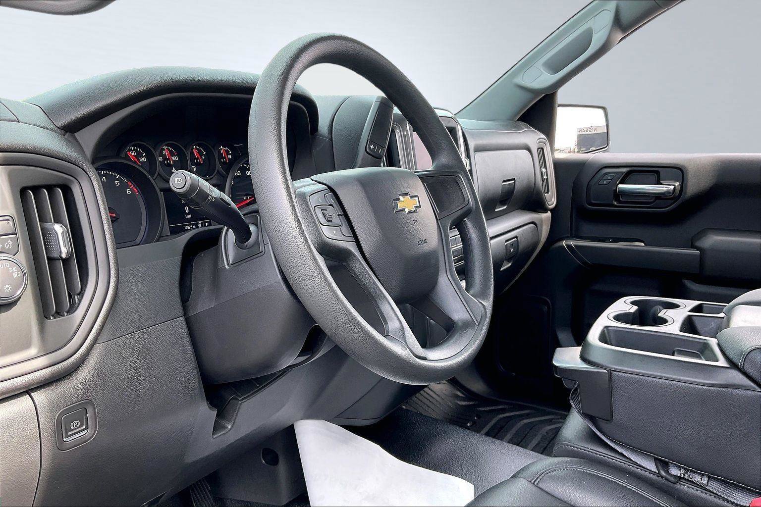 Used 2022 Chevrolet Silverado 1500 W/T w/ Trailering Package image 15