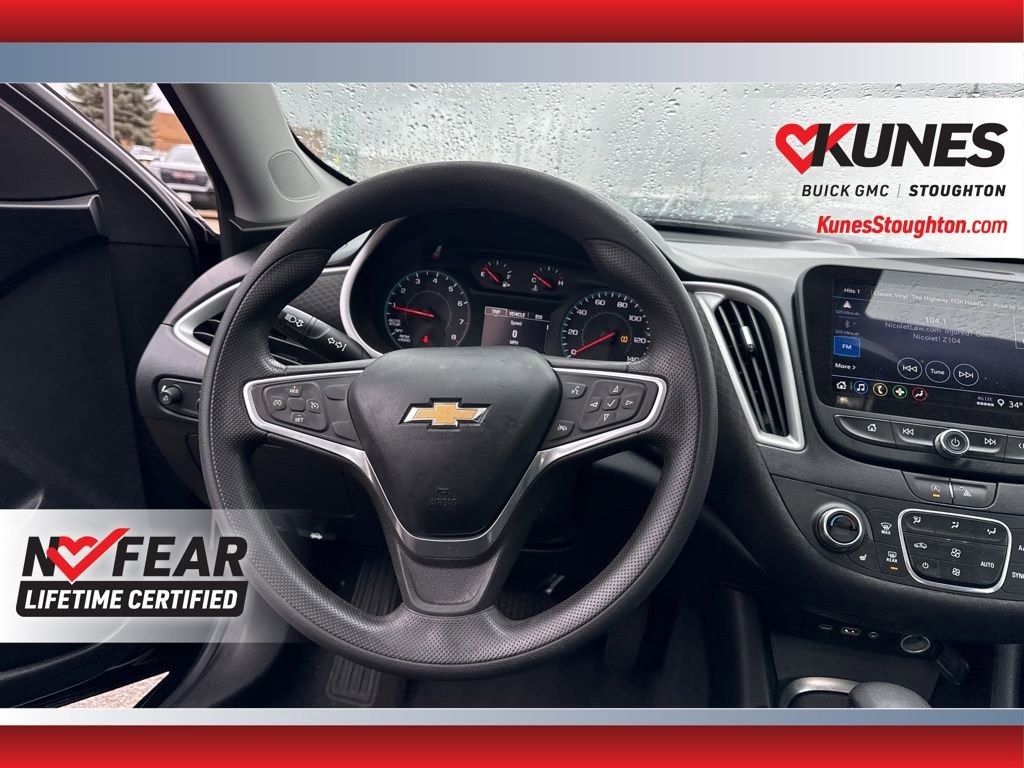 Used 2022 Chevrolet Malibu LT image 37