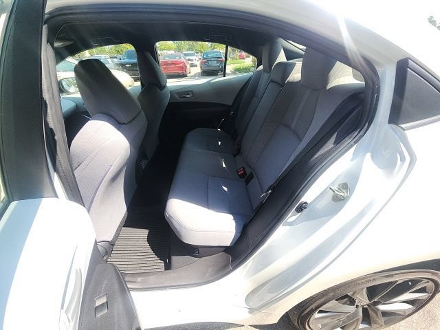 Used 2024 Toyota Corolla SE w/ Convenience Package FWD image 19