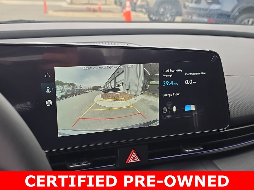 Certified 2025 Hyundai Elantra SEL image 24