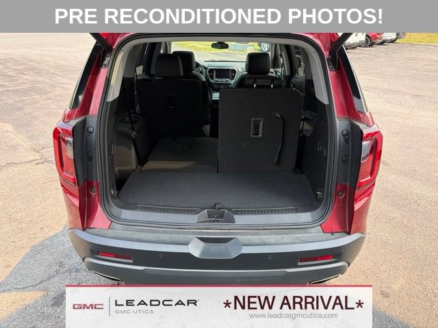 Used 2023 GMC Acadia AT4 w/ Technology Package AWD/4WD image 19