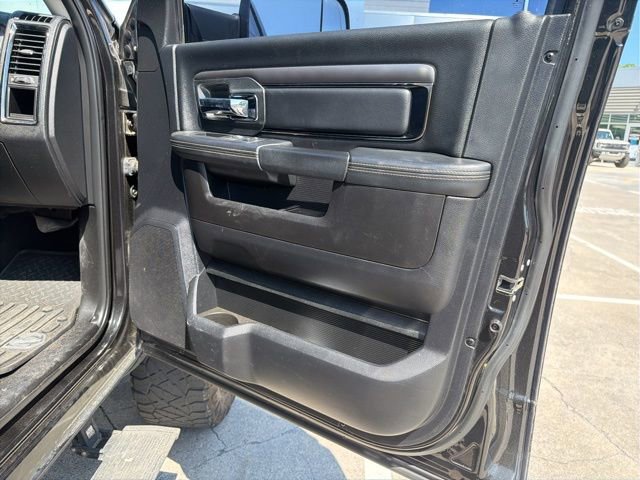 Used 2018 RAM 2500 Laramie w/ Sport Appearance Group image 7