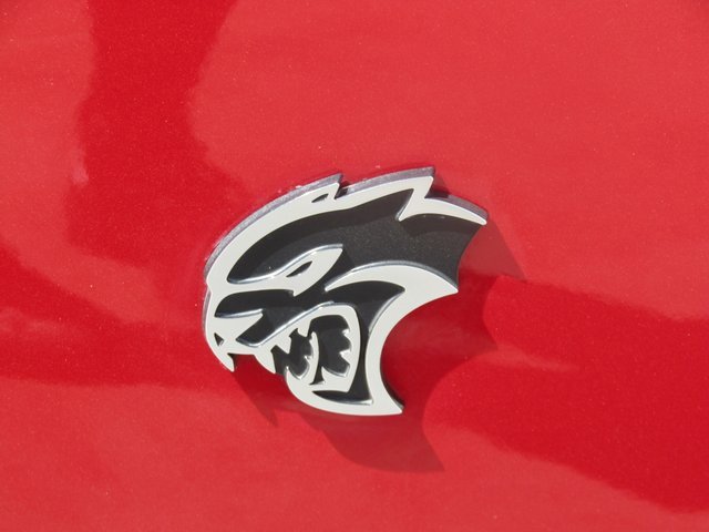 Used 2016 Dodge Challenger SRT Hellcat image 28