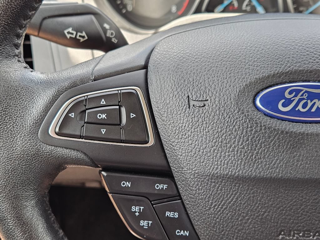 Used 2017 Ford Focus SEL w/ Cold Weather Package FWD image 28