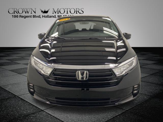 Used 2023 Honda Odyssey Elite image 2