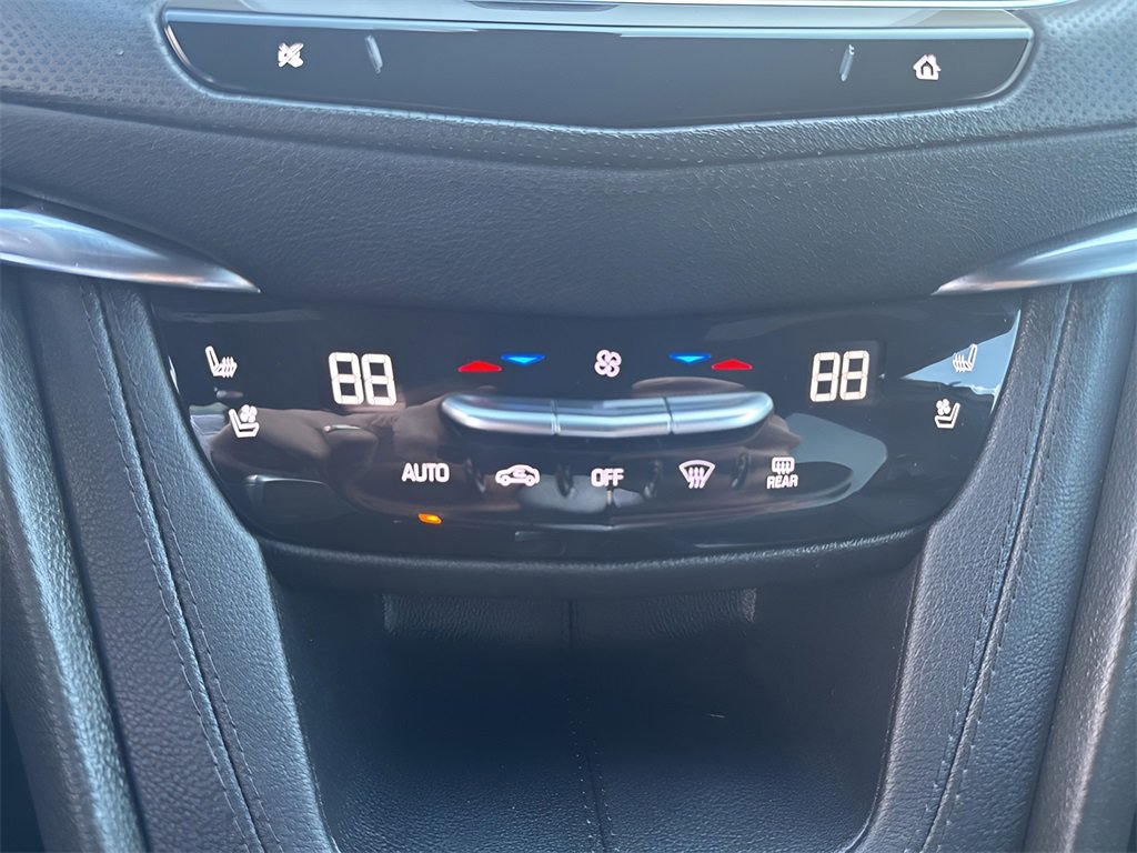 Certified 2023 Cadillac XT5 Premium Luxury image 27