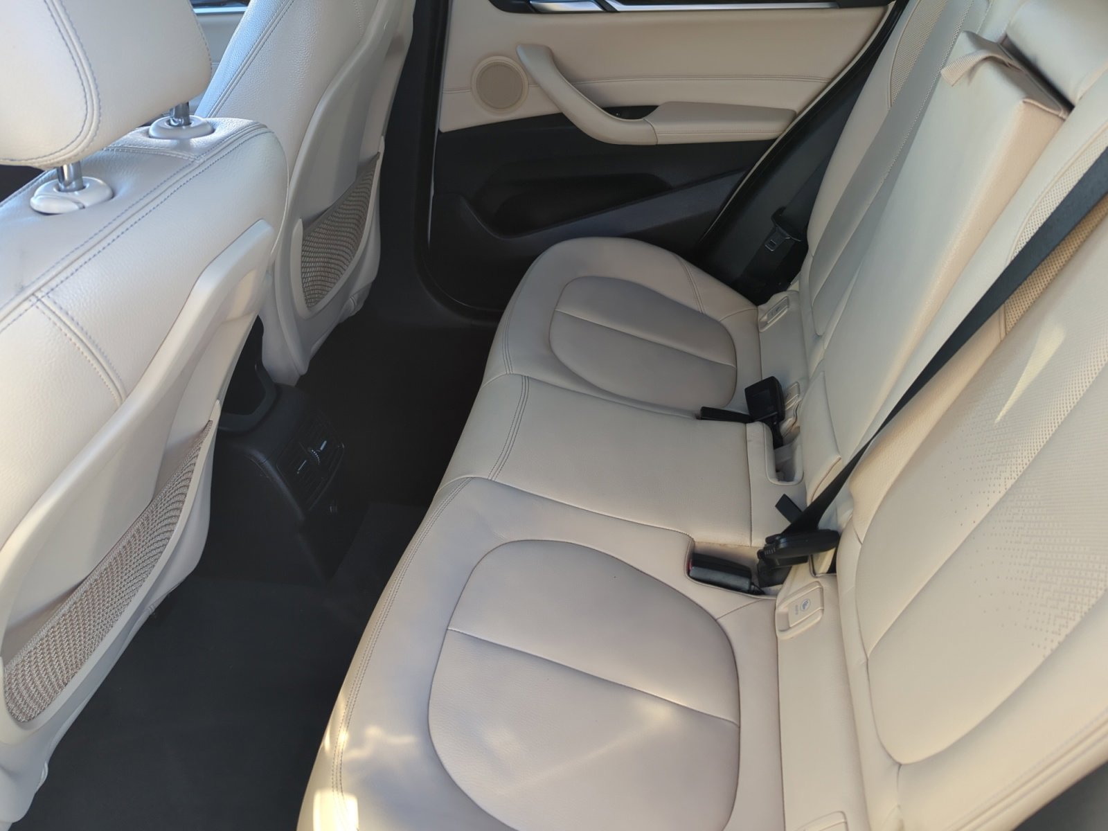 Used 2018 BMW X1 sDrive28i image 17