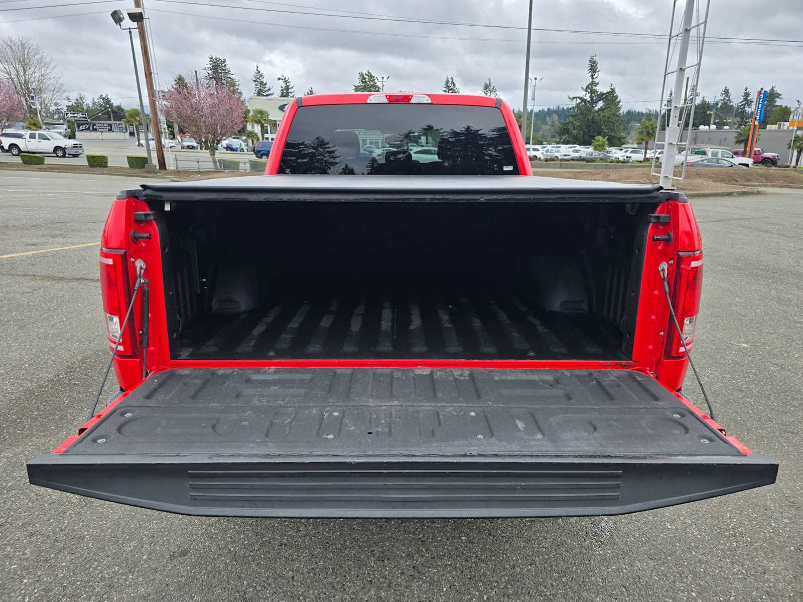 Used 2017 Ford F150 XL w/ Equipment Group 101A Mid image 13