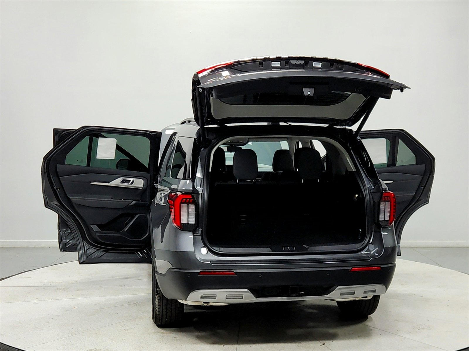 New 2026 Ford Explorer Active image 14