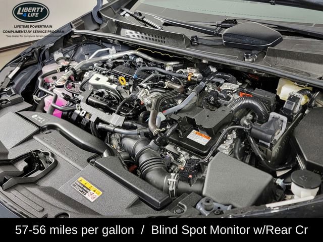 Used 2025 Toyota Prius LE image 36