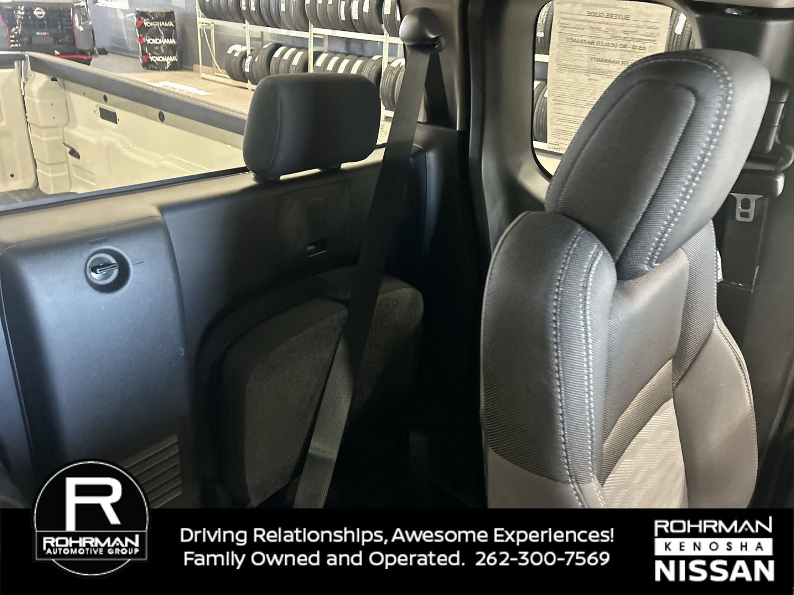 Certified 2024 Nissan Frontier SV w/ Technology Package AWD/4WD image 7