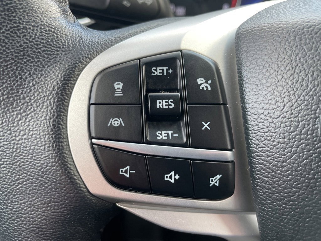 Used 2023 Ford Explorer XLT w/ Equipment Group 202A image 13