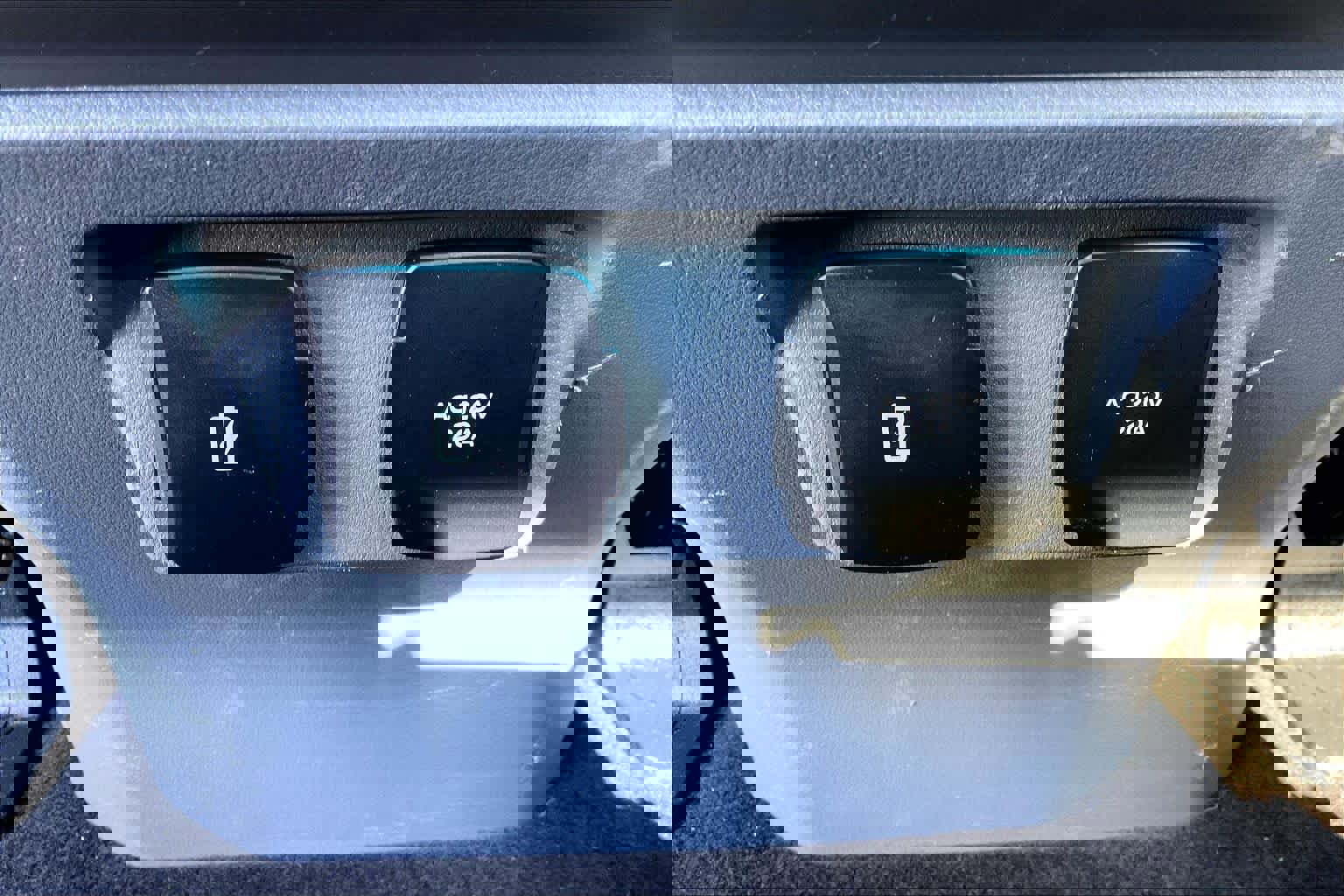 Used 2024 Ford F150 XLT w/ Mobile Office Package image 30