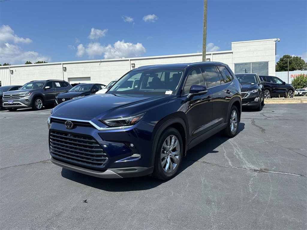 Used 2024 Toyota Grand Highlander Limited video 3